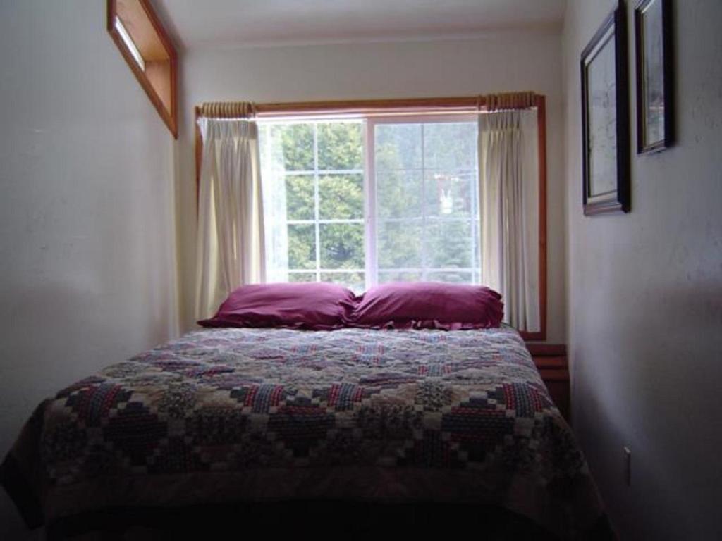 Strawberry Lodge Upper Forni Ngoại thất bức ảnh