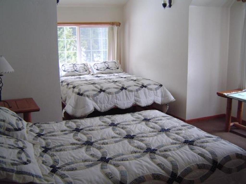 Strawberry Lodge Upper Forni Ngoại thất bức ảnh